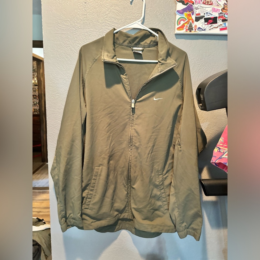Nike vintage lightweight jacket size large